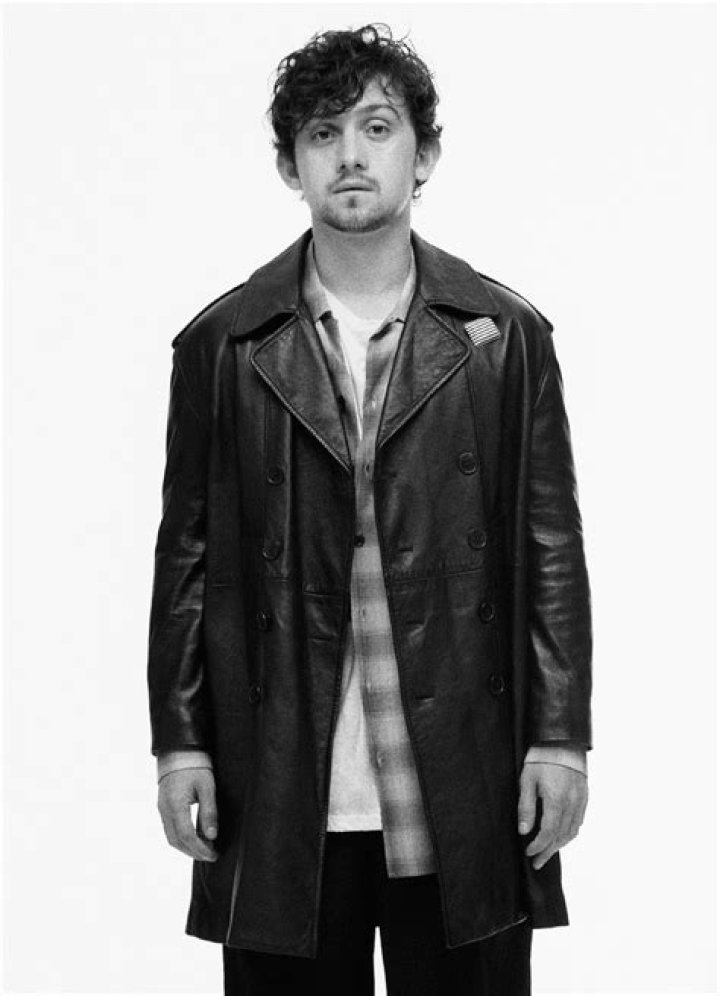 Craig Roberts photo 3