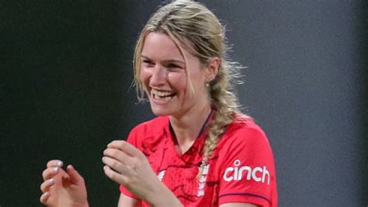
Cricketer Anya Shrubsole Team Partner and Personal Life In Detail As The Women’s Games Continues 