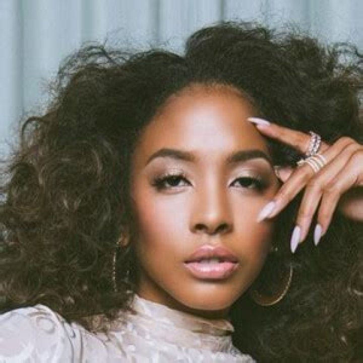 
Curly Hair Jayden Height, Weight, Net Worth, Age, Birthday, Wikipedia, Who, Nationality, Biography 