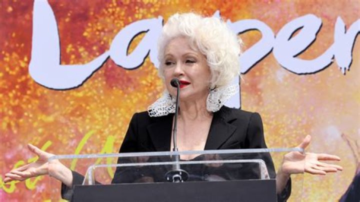 Cyndi Lauper Illness: What Disease Does Cyndi Lauper Have?