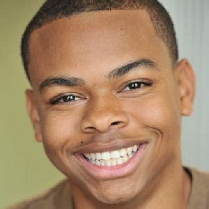 Dangmattsmith (Matt James Smith) Bio (Wiki) 