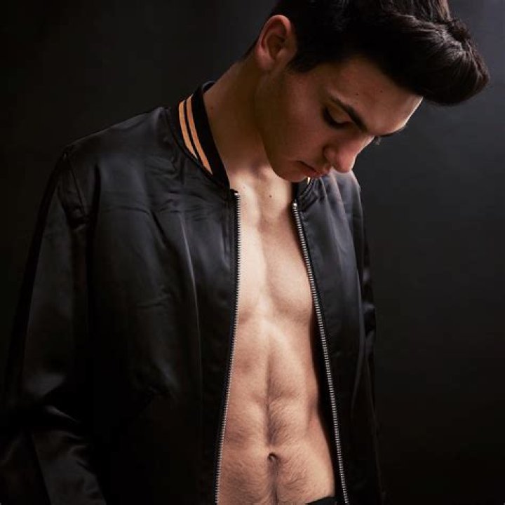 Daniel Skye photo