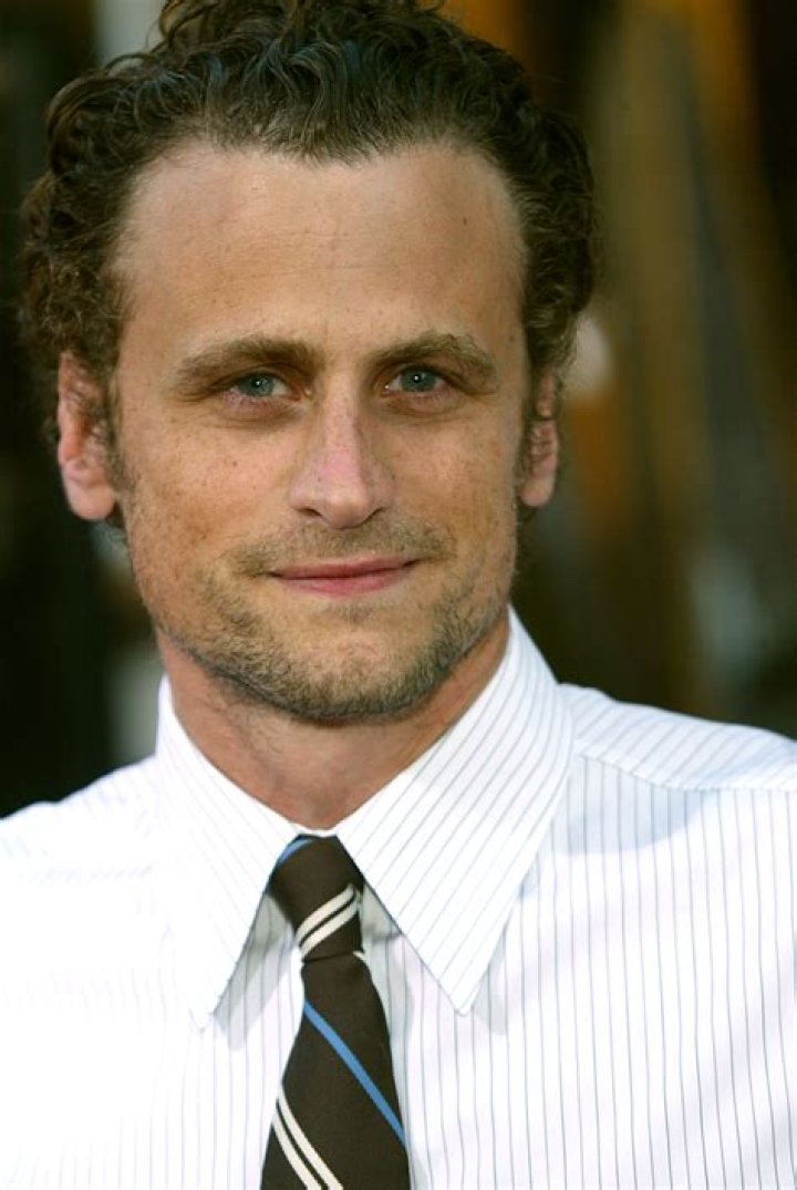 David Moscow Bio (Wiki) 