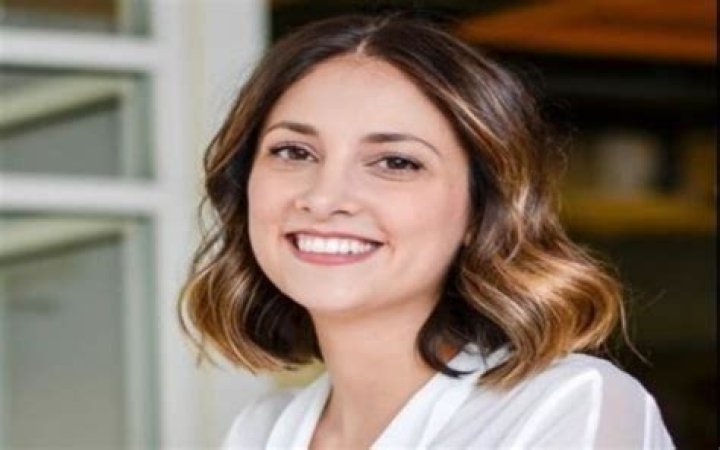 
Deanna Casaluce Height, Weight, Net Worth, Age, Birthday, Wikipedia, Who, Nationality, Biography 