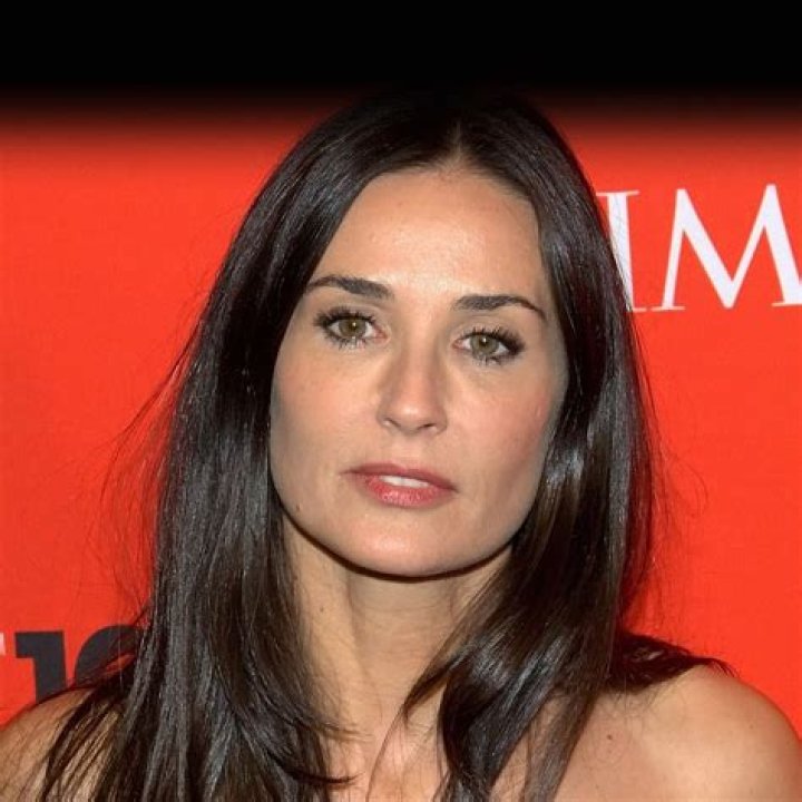 Demi Moore - Age, Family, Bio