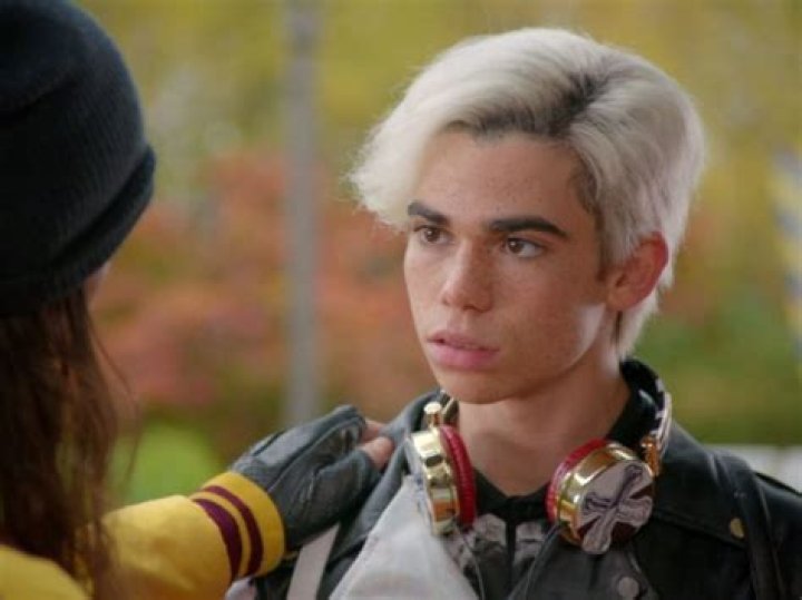 Descendants’ Star Cameron Boyce Fired APA Agent Tyler Grasham For Sexual Assault Allegation!! Also Know What He Said About His Career Journey In Hollywood Descendants’ Star Cameron Boyce Fired APA Agent Tyler Grasham For Sexual Assault Allegation!! Also Know What He Said About His Career Journey In Hollywood