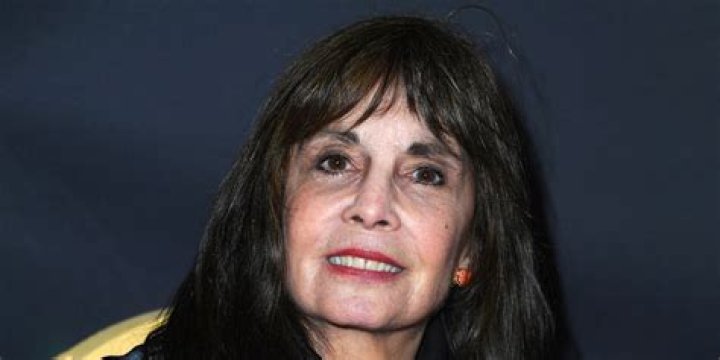Diane Brewster - Trivia, Family, Bio