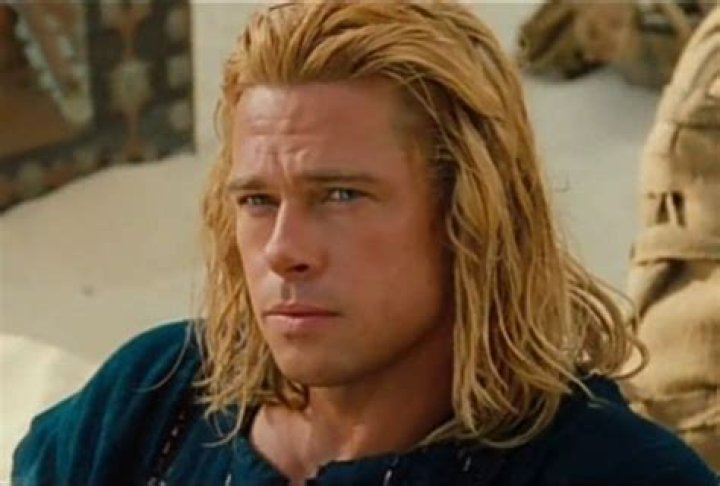 Did Brad Pitt wear a wig in Troy?