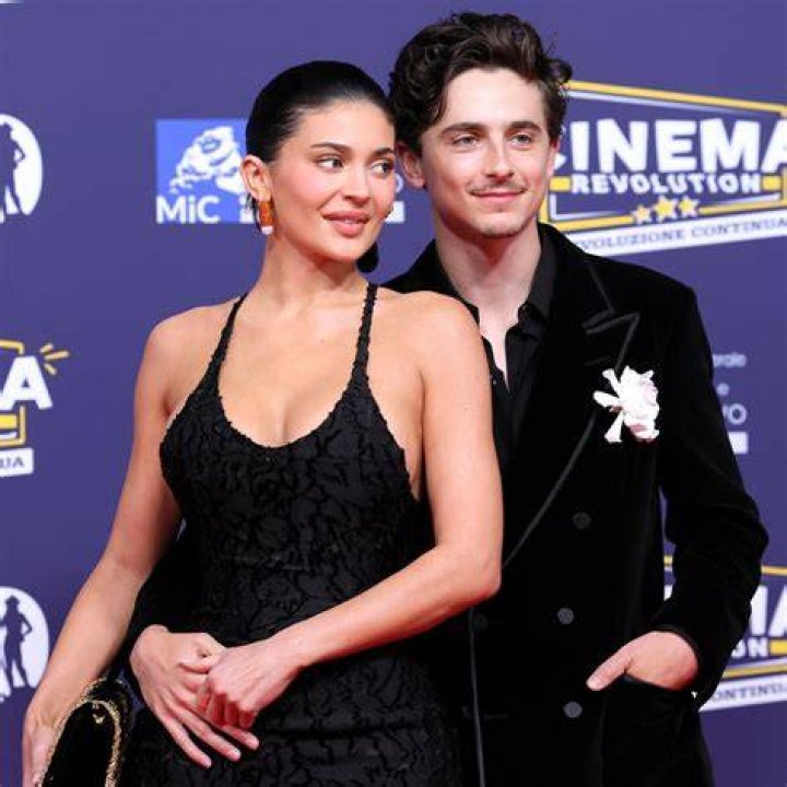 
Did Timothee Chalamet attend Coachella 2023 in disguise? Pictures come up amid Kylie Jenner dating rumors 