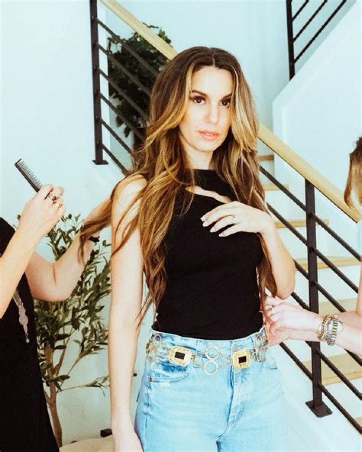 Disney former child star Christy Carlson Romano on how she lost millions