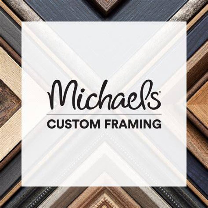 Does Michaels replace glass in frames?