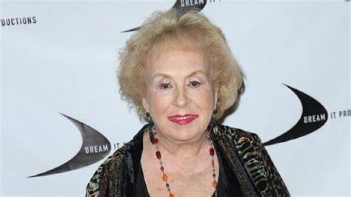 Doris Roberts - Trivia, Family, Bio