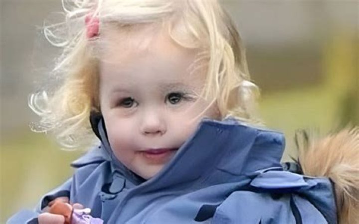 Dulcie Dornan - Age, Family, Bio
