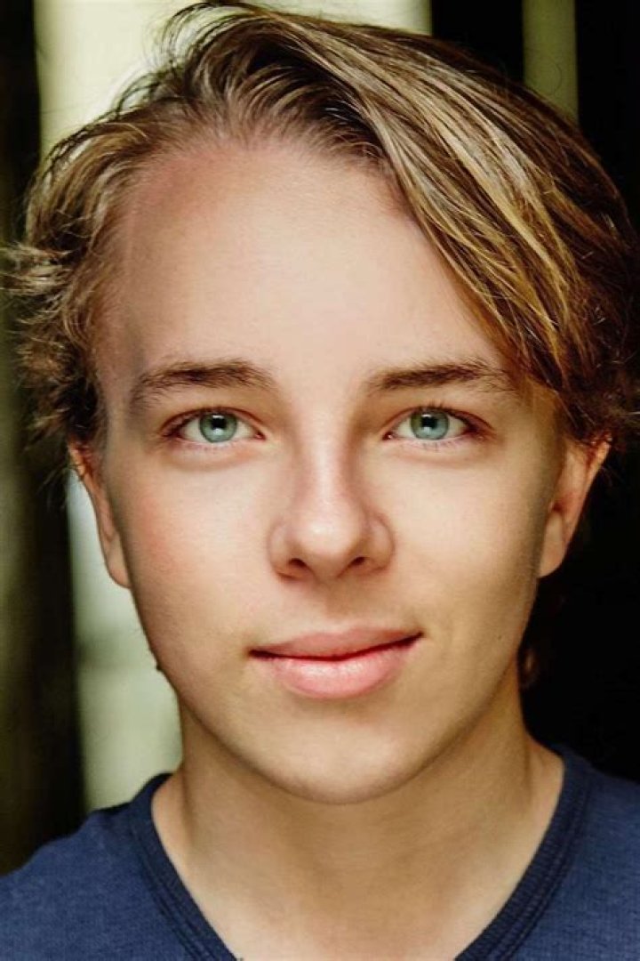 Ed Oxenbould - Age, Family, Bio