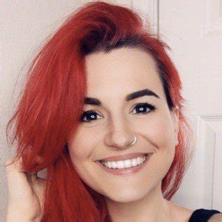 Eleni BloodyFaster - Age, Family, Bio