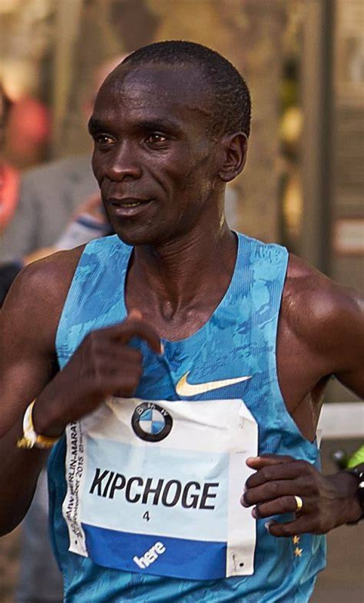 Eliud Kipchoge - Age, Family, Bio