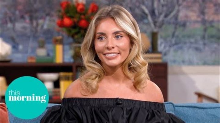 
Elly Wicks Height, Weight, Net Worth, Age, Birthday, Wikipedia, Who, Nationality, Biography 