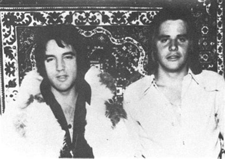 Elvis Presley’s Stepbrother David Stanley Alleged That the Late Singer Killed Himself Because of His Guilt! Elvis Presley’s Stepbrother David Stanley Alleged That the Late Singer Killed Himself Because of His Guilt!