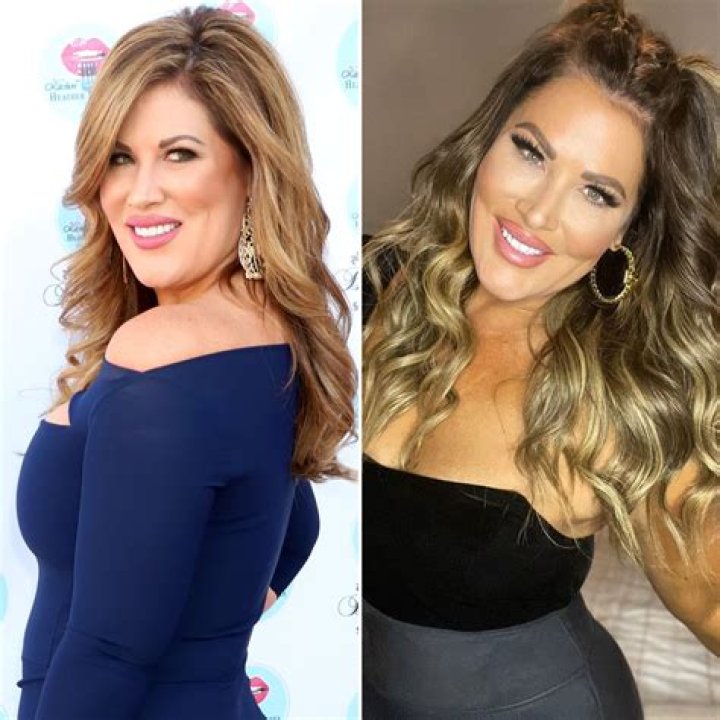 Emily Simpson, RHOC Star Flaunts Her Body On Swimsuit After 15 LBS Weight Loss; Her Journey Toward Fitness!