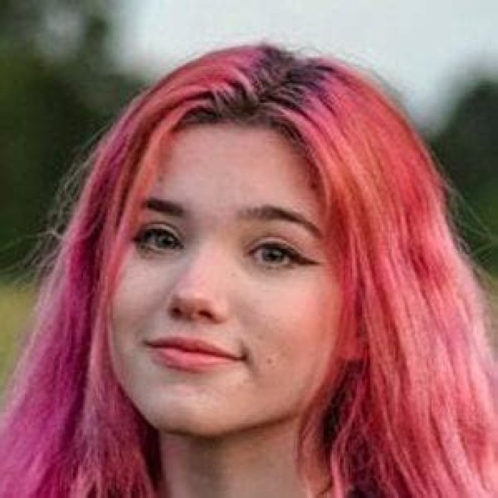 Emmyurr Bio (Wiki) 