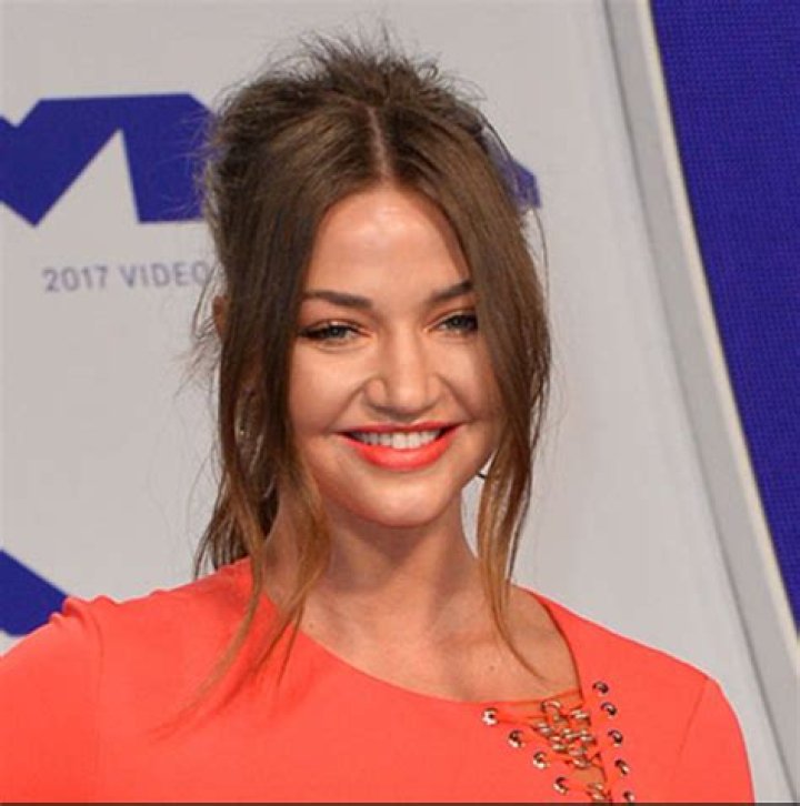 Erika Costell Bio (Wiki) 