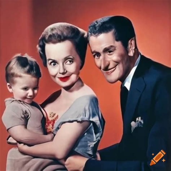Errol Flynn - Trivia, Family, Bio