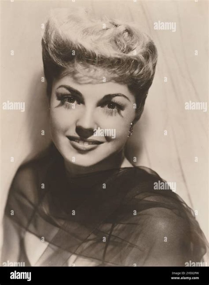 Esther Williams photo 2
