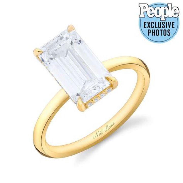 
Everything We Know About the Drama Surrounding Rachel Recchia’s Engagement Ring 