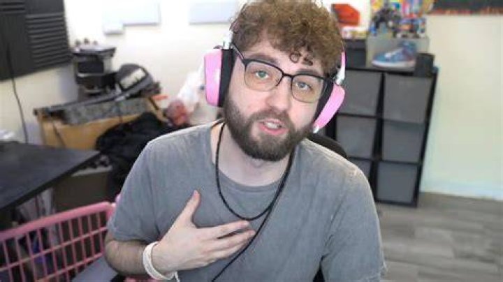 FaZe Jev Hyde Height, Weight, Net Worth, Age, Birthday, Wikipedia, Who, Instagram, Biography