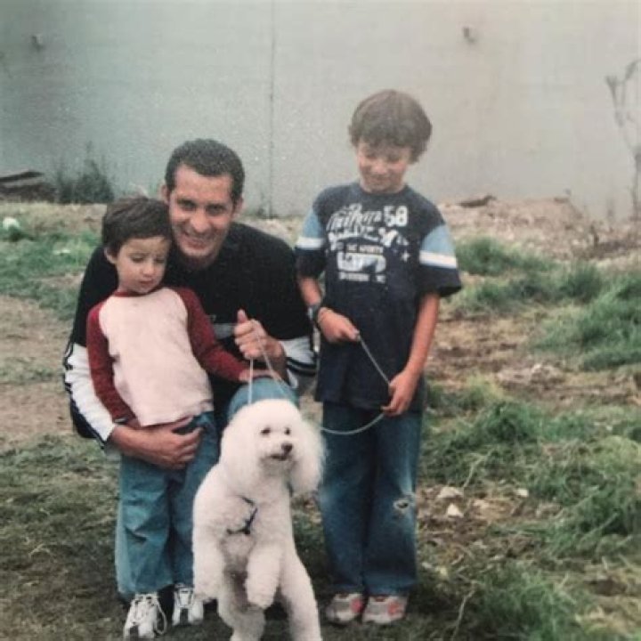 Fernando Solorzano - Age, Family, Bio