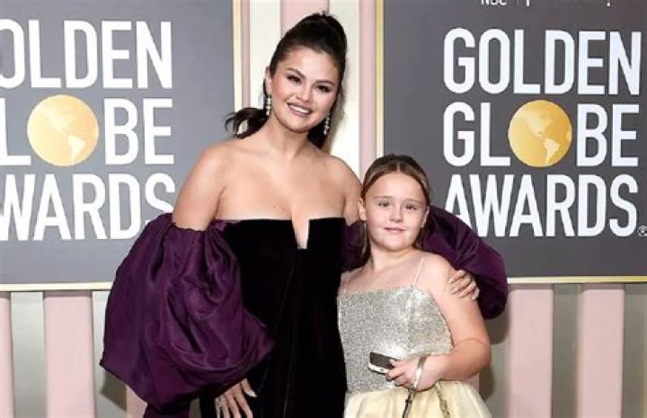 Gracie Teefey - Age, Family, Bio