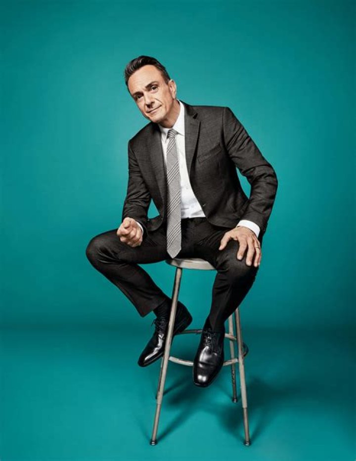 Hank Azaria photo