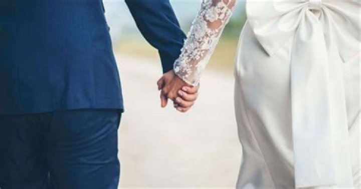 Has Carly Hallam married comedian Daniel Tosh for happiness? What’s on Tosh.0? Wiki, bio, story, husband, wedding