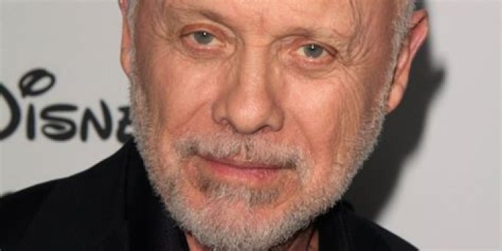Hector Elizondo - Age, Family, Bio