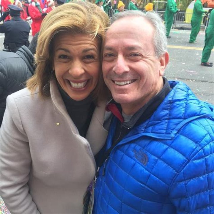 Hoda Kotb’s partner Joel Schiffman Wiki Bio, net worth, daughter, 1st wife
