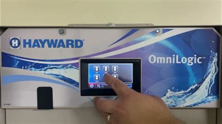 How do I reset my Hayward OmniLogic?
