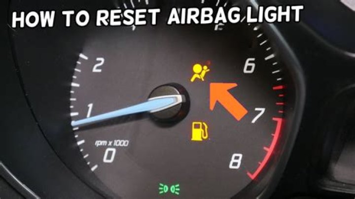 How do you reset the airbag light on a GMC Sierra?