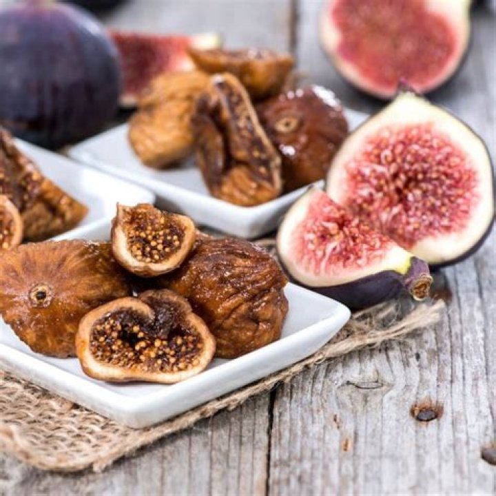 How long can you keep dried figs?