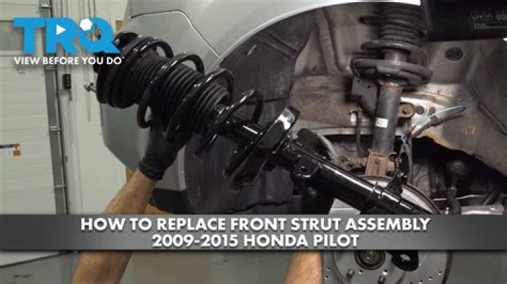 How much does it cost to replace struts on Honda Pilot?