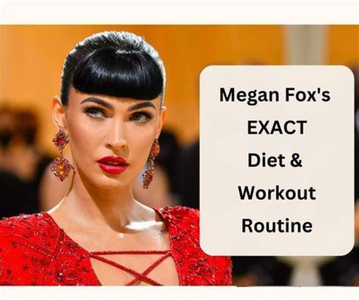 How much does Megan Fox weight?