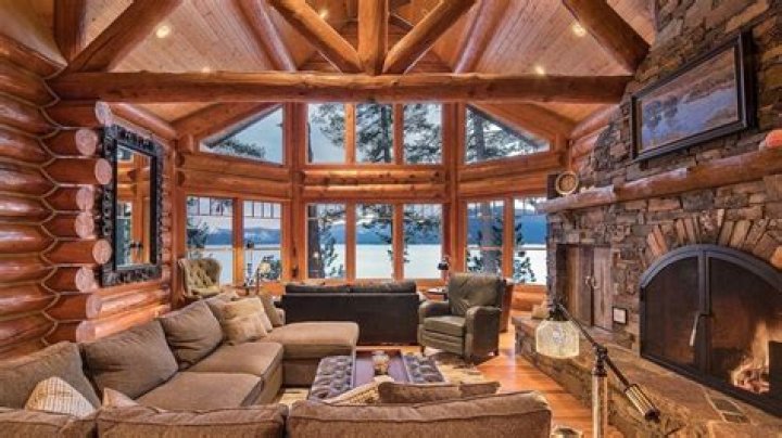 How much is a luxe log home?