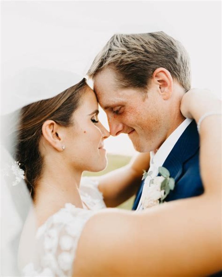 
Ice Hockey Forward Dani Cameranesi Wedding With Boyfriend Turned Husband Michael Brodzinski Details 