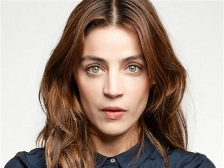 Ilse Salas - Age, Family, Bio