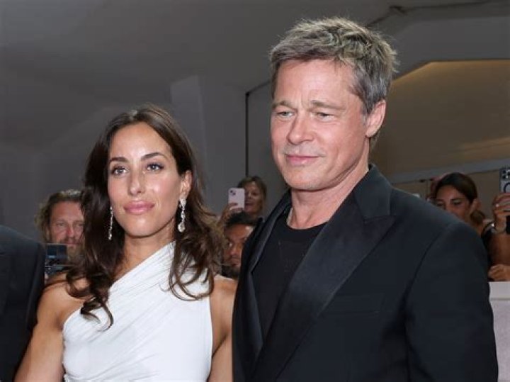 
Is Dylan Brown Dating Brad Arthur Daughter? Age Difference and More 