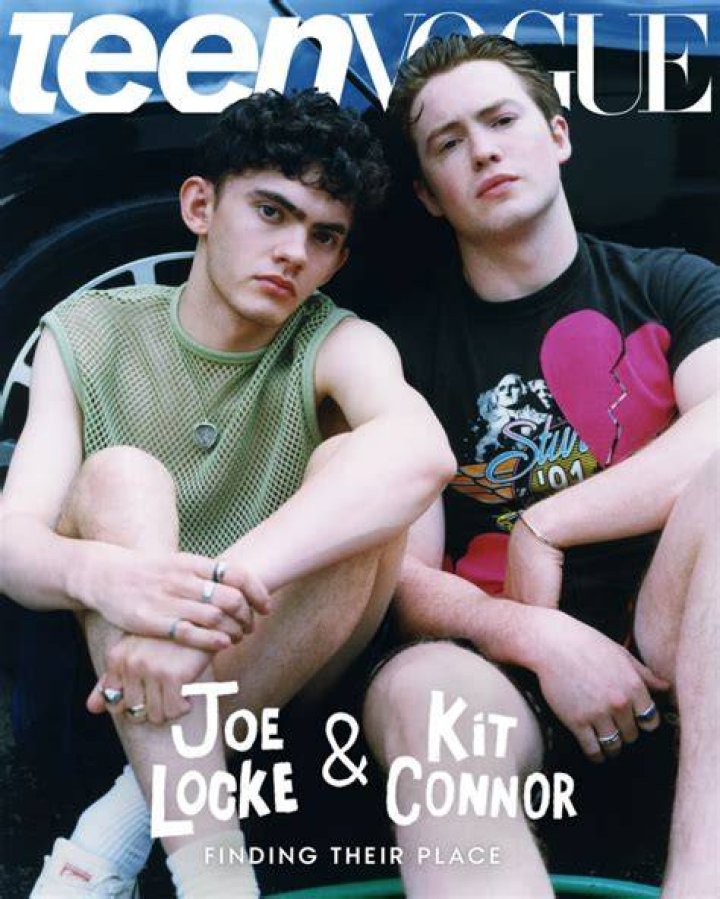 Is Joe Locke Gay? Know More About His Life!