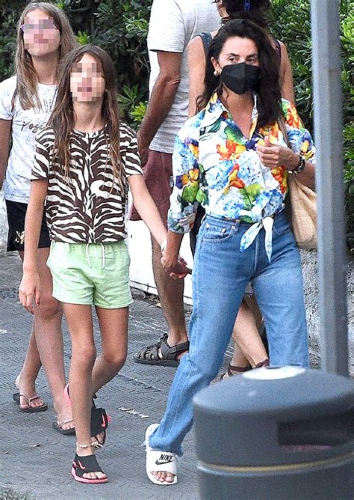 Is Penelope Cruz three months pregnant with her second child?