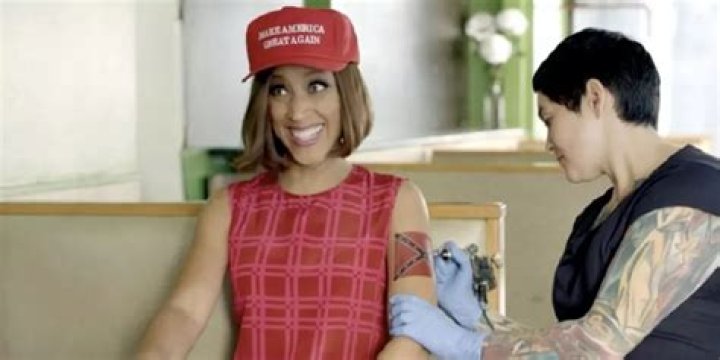 Is Robin Thede Gay? Meet The Partner Of The Comedian