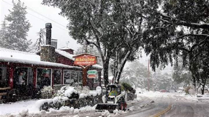 Is there snow in Big Sur?