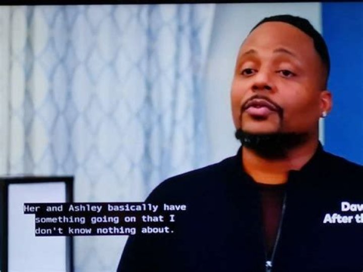 
“It’s her body”: Extreme Sisters fans divided as Demetrius does not want his girlfriend Vee to carry Ashley’s baby 