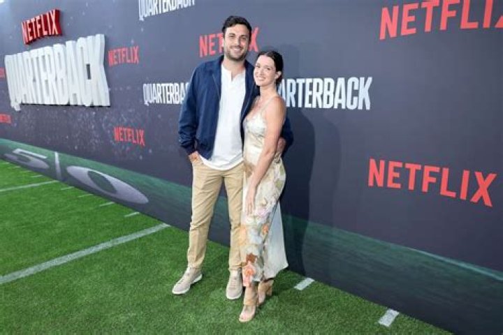 ‘Bachelor in Paradise’ Star Tanner Tolbert Reveals He’s Scared of Getting a Divorce From Jade Roper! Jade Roper & Tanner Tolbert get married